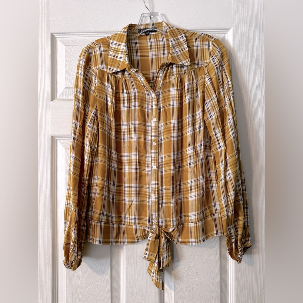 Velvet heart yellow plaid button up | size S